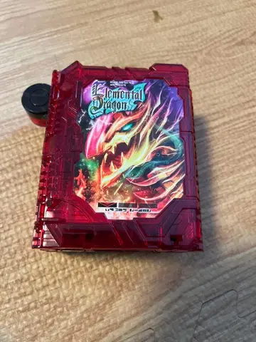 Elemental Dragons 게임 카드 빨간색