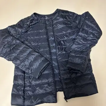 UNIQLO 네이비 다운 자켓 XL 사이즈
