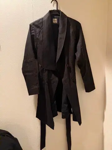 haute higpie 블랙 트렌치코트 벨트 포함