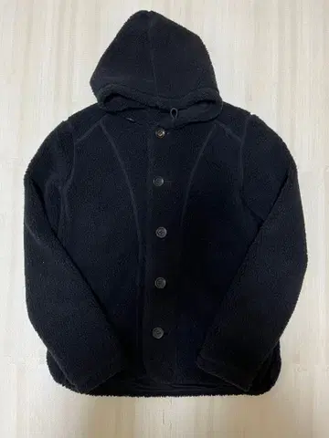 [ 시착만 한 상품, 새상품급 ] Curly 후드 부착 블랙 플리스 자켓