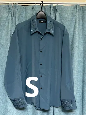 HARE 트로미 자수 셔츠 s 사이즈 자수 셔츠