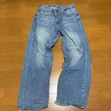 ZARA 데님 팬츠 42 (USA 32)