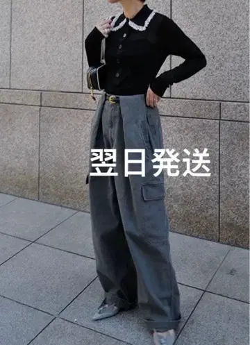 [ MACHATT ] 프릴 칼라 리브 니트 블랙