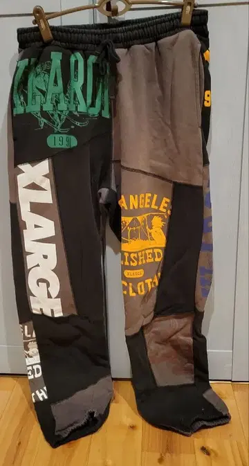 XLARGE 조거 팬츠 멀티 컬러