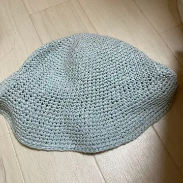 투모로우랜드 라이트 블루 니트 디자인 모자 프리 사이즈 택 포함 새상품