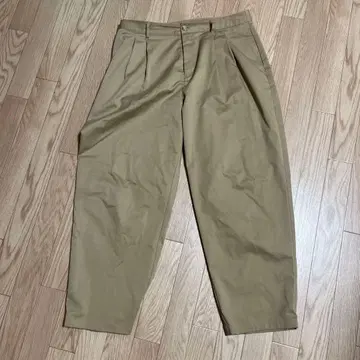 베이지 치노 팬츠 사이즈 L (2XL+)