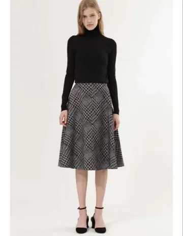 [ 택 포함 새상품 ] JILLSTUART 플로키 플레어 스커트