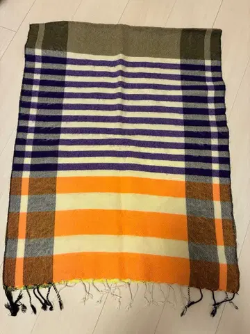 스트라이프 디자인 대형 스톨