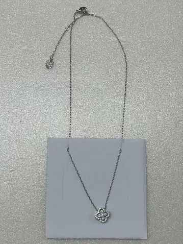 SASSY ANGEL 클로버 목걸이