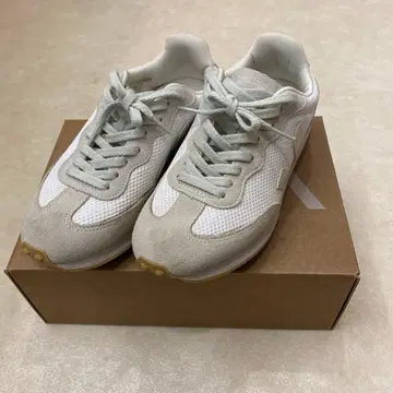 베자 VEJA 스니커즈 화이트 25cm 39