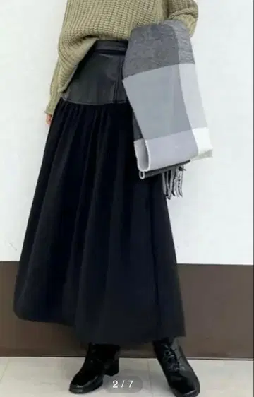 Te chichi TERRASSE 인조 가죽 절개 스커트