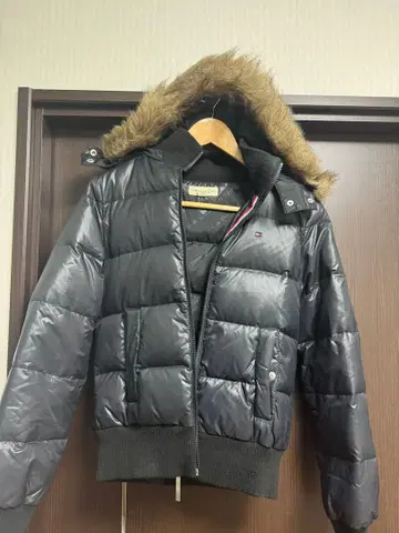 tommy girl 후드 부착 다운 자켓 블랙