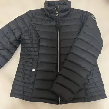 Abercrombie & Fitch 블랙 다운 자켓 M