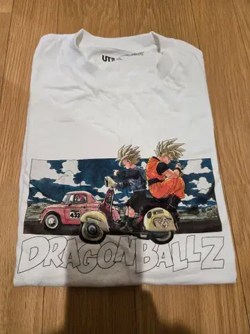 UT 드래곤볼 Z T셔츠 화이트 M 사이즈