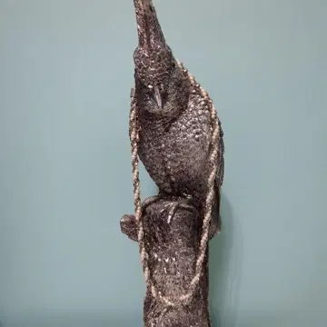 유니크한 금속제 목걸이