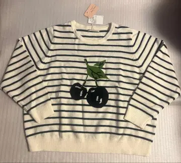 택 포함 새상품! Rose Tiara 스트라이프 체리 니트 46 사이즈