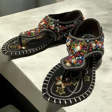 새상품급 tripper 샌들 38 비쥬 자수 총자수 컬러풀 비즈1