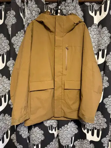 유니클로 하이브리드 다운 파카 M 브라운