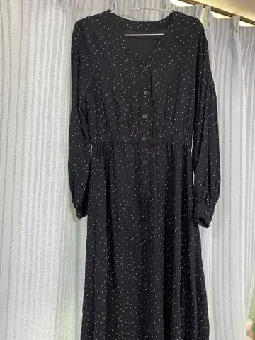 블랙 도트 긴팔 롱 원피스