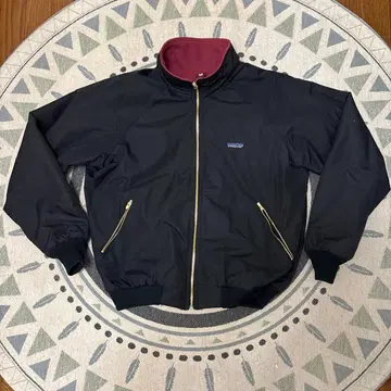 [레어 USA제] patagonia 쉘드 신틸라 블랙 크림슨 플리스