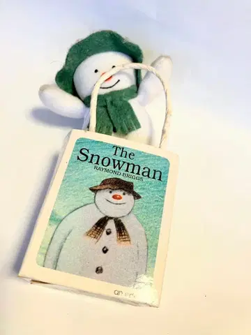 The Snowman 눈사람 봉제 인형