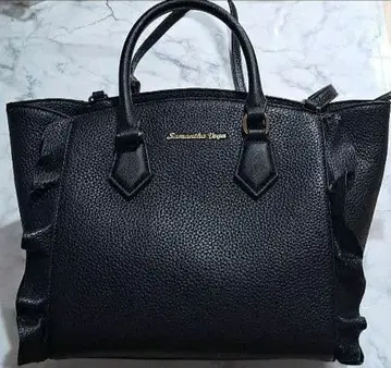 SAMANTHAVEGA 사만사베가 플라터 블랙 숄더 포함