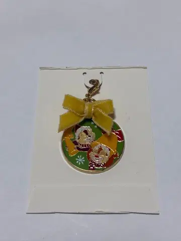 디즈니 크리스마스 2025 칩과 데일 참