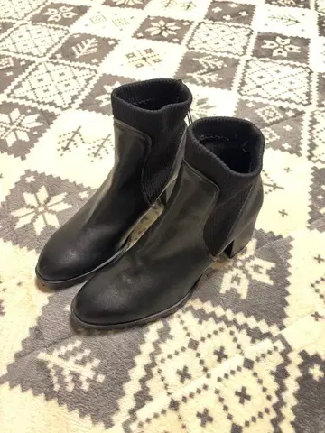 미사용 새상품 ZARA 사이드 고어 부츠