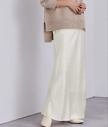 ur's 새틴 머메이드 스커트