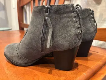 미사용 새상품 MINNETONKA (미네통카) 숏부츠