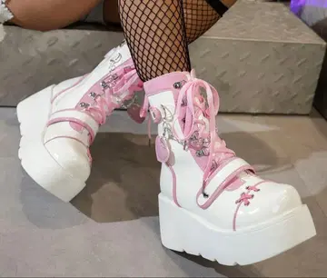 통굽 레이스업 부츠 화이트/핑크