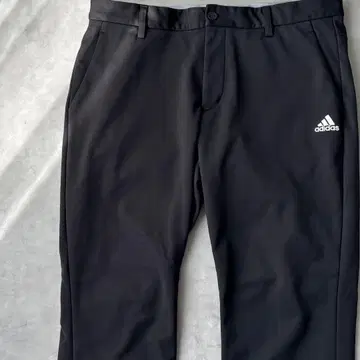 15133 아디다스 자수 로고 골프 팬츠 블랙 컬러