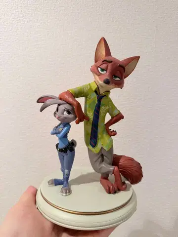 주토피아 주디와 닉 피규어