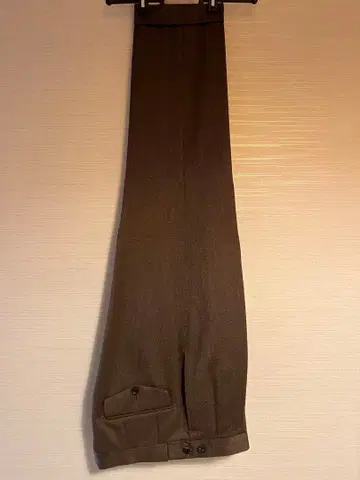 유니버설 랭귀지 벨트리스 슬랙스