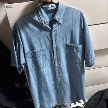 라이트 블루 반팔 데님 셔츠