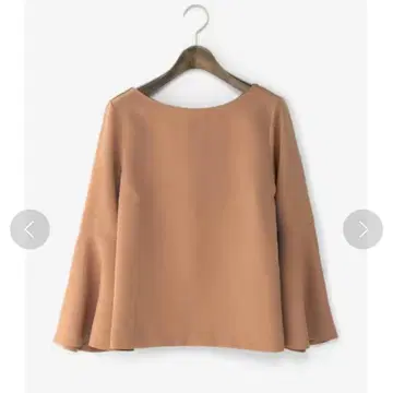 [ PLST ] 에스테르 스트레치 플레어 슬리브 풀오버