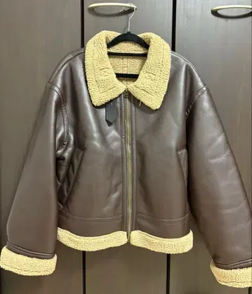 GU 무스탕 가죽 자켓 XL