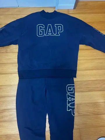 GAP 네이비 맨투맨 셋업