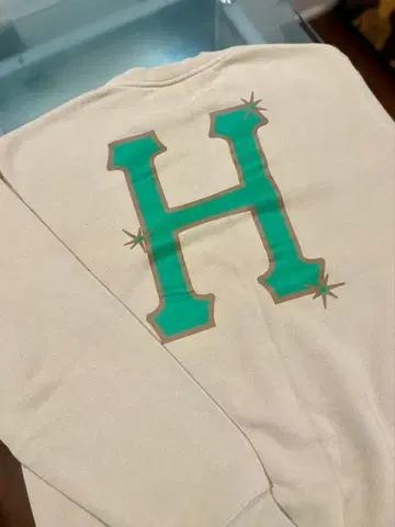 HUF 베이지 트레이닝복