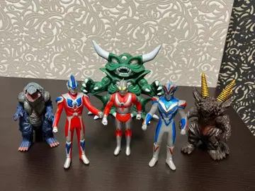 울트라맨 시리즈 피규어 6체 세트