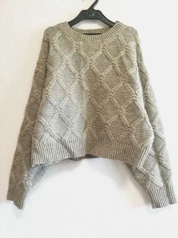 피칭 초특가 새상품급 다이아몬드 편 짜임 숏 오버사이즈 니트 저널