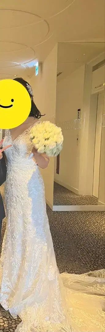 화이트 레이스 웨딩 드레스