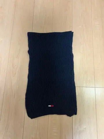TOMMY JEANS 네이비 머플러