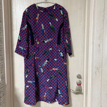 만나인 7부 소매 무릎 기장 원피스 새상품급