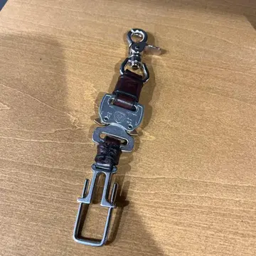 JET STOCK 가죽 키링 브라운