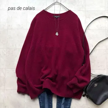 파드칼레 최근 모델 울 크루넥 니트 빨간색 계열 와인 레드 루즈핏