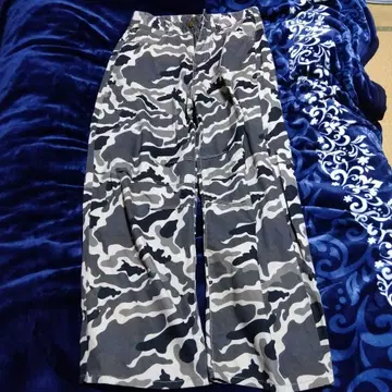 AsRiRe 카모플라쥬 팬츠