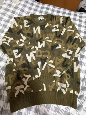 Jack Bunny! 알파벳 패턴 니트 스웨터 사이즈 4 ( M )
