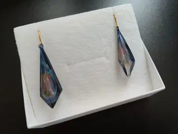 [ 이노야 마키코 ] 유리 귀걸이 ( 캐치 없음 )