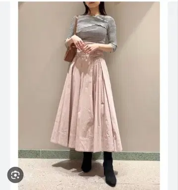 snidel 하이웨스트 볼륨 스커트